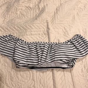 Off the Shoulder VS Bikini Top